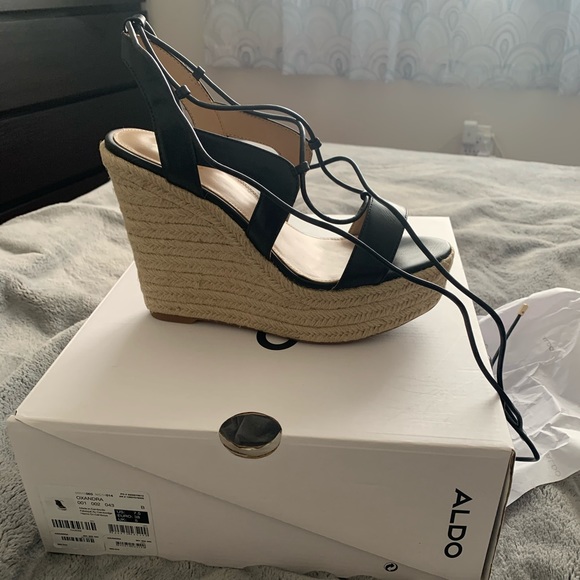 Aldo Sandals - Picture 2 of 4